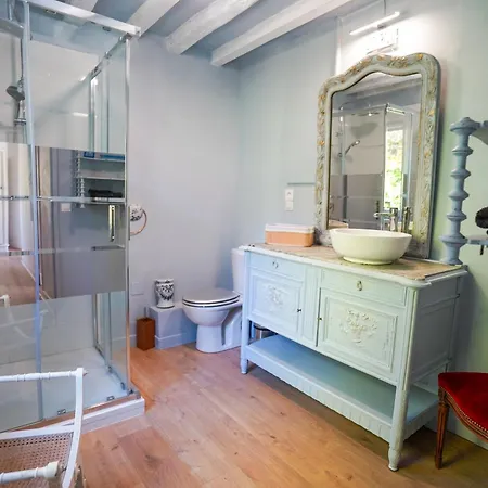 Maison Charmante Avec Jacuzzi Et Cours D'eau *