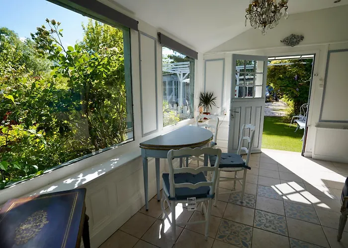 Maison Charmante Avec Jacuzzi Et Cours D'eau Courtonne-la-Meurdrac