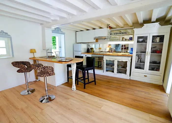 Maison Charmante Avec Jacuzzi Et Cours D'eau *